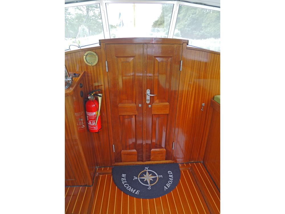 Steuerhaus, Innenausstattung